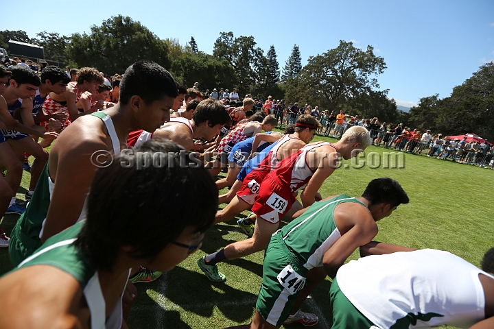 2014StanfordD2Boys-210.JPG - D2 boys race at the Stanford Invitational, September 27, Stanford Golf Course, Stanford, California.